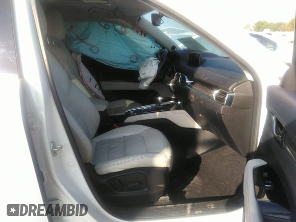 2018 Mazda CX-5 Grand Touring with VIN JM3KFADM4J0309540, listed as a IAAI auction lot 41868480 with 89,110 mi miles. Bid and sale history available at carsss.com. Image 5.