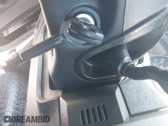 2011 Ford F-150 XL with VIN 1FTFX1EF4BFA98684, listed as a IAAI auction lot 42561624 with 163,066 mi miles and . Bid and sale history available at DreamBid. Image 11.