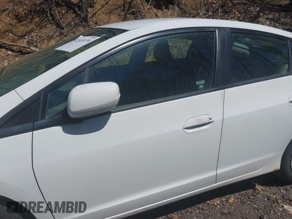 2011 Honda Insight with VIN JHMZE2H30BS012285, listed as a IAAI auction lot 42145139 with 161,672 mi miles and . Bid and sale history available at DreamBid. Image 16.