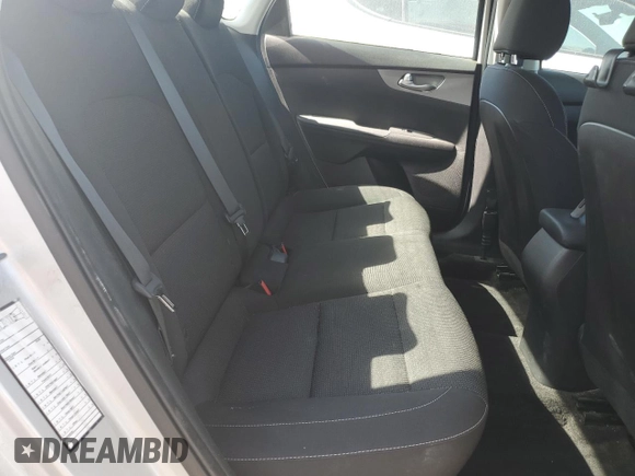 2021 Kia Forte LXS с VIN 3KPF24AD1ME337027, выставлен на аукционе Copart как лот 60907595 с пробегом 29 646 миль миль и Списание • Salvage title. История ставок и продаж доступна на DreamBid. Изображение 10.