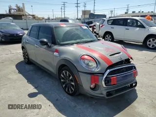 2016 MINI Hardtop 4 Door S z VIN WMWXU3C5XG2B62714, wystawiony jako Copart lot #50371305 z przebiegiem 116 840 mil mil oraz Szkoda całkowita • Salvage title. Historia ofert i sprzedaży dostępna na DreamBid. Obrazek 10.