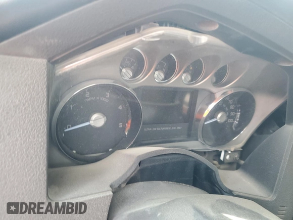 2016 Ford F-250 Lariat z VIN 1FT7W2BT2GEB40483, wystawiony jako Copart lot #59313445 z przebiegiem Nie podano mil oraz Szkoda całkowita • Salvage title. Historia ofert i sprzedaży dostępna na DreamBid. Obrazek 9.