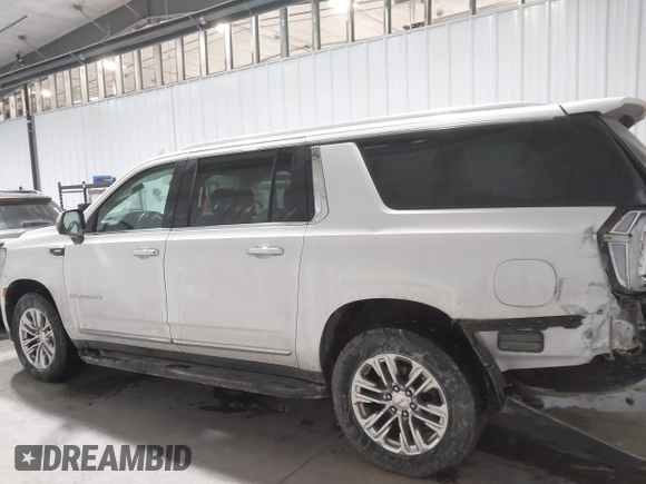 2021 GMC Yukon XL SLT with VIN 1GKS2GKD4MR414318, listed as a IAAI auction lot 41590618 with 49,913 mi miles. Bid and sale history available at carsss.com. Image 14.