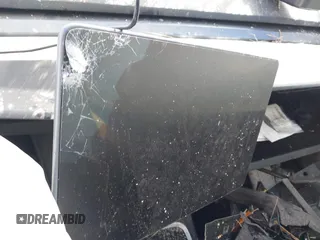 2022 Tesla Model 3 Performance z VIN 5YJ3E1EC9NF337945, wystawiony jako IAAI lot #41419561 z przebiegiem Nie podano mil oraz . Historia ofert i sprzedaży dostępna na DreamBid. Obrazek 17.