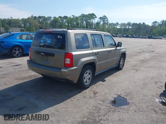 2008 Jeep Patriot Sport с VIN 1J8FF28W38D700492, выставлен на аукционе IAAI как лот 42526670 с пробегом 165 512 миль миль и . История ставок и продаж доступна на DreamBid. Изображение 4.