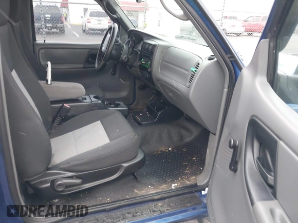 2007 Ford Ranger XL with VIN 1FTYR14U67PA43707, listed as a IAAI auction lot 41264804 with 106,501 mi miles. Bid and sale history available at carsss.com. Image 5.