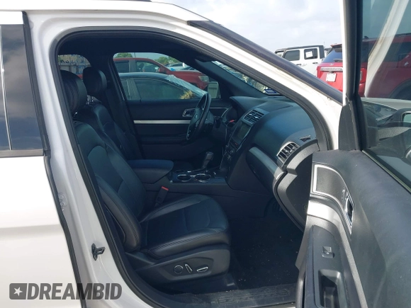 2017 Ford Explorer XLT с VIN 1FM5K7DH1HGC04796, выставлен на аукционе IAAI как лот 42520198 с пробегом 126 920 миль миль и . История ставок и продаж доступна на DreamBid. Изображение 5.
