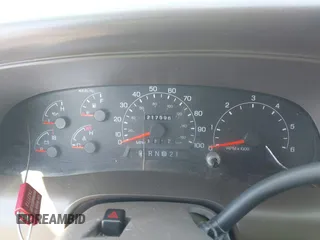 2000 Ford Excursion XLT с VIN 1FMNU41S3YED20490, выставлен на аукционе IAAI как лот 42739350 с пробегом 217 596 миль миль и . История ставок и продаж доступна на DreamBid. Изображение 7.