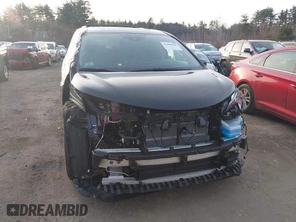2024 Toyota Sienna XLE with VIN 5TDJSKFC9RS152557, listed as a IAAI auction lot 41898789 with 3,136 mi miles and . Bid and sale history available at DreamBid. Image 13.