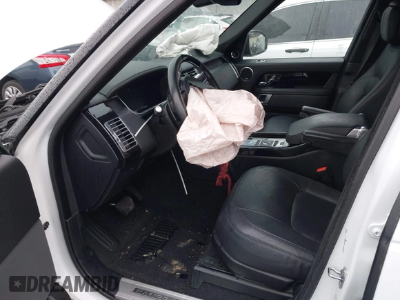 2019 Land Rover Range Rover with VIN SALGS5RE8KA550931, listed as a IAAI auction lot 41702576 with 47,568 mi miles. Bid and sale history available at carsss.com. Image 18.