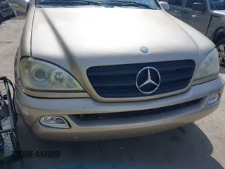 2004 Mercedes-Benz M 350 with VIN 4JGAB57E24A499022, listed as a IAAI auction lot 42223708 with 187,997 mi miles and . Bid and sale history available at DreamBid. Image 11.