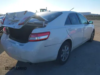 2011 Toyota Camry LE z VIN 4T4BF3EK4BR201724, wystawiony jako IAAI lot #41151679 z przebiegiem 155 972 mil mil oraz . Historia ofert i sprzedaży dostępna na DreamBid. Obrazek 4.