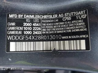 2008 Mercedes-Benz C-Class 3.0L Sport with VIN WDDGF54X28R013010, listed as a IAAI auction lot 41532221 with 210,620 mi miles. Bid and sale history available at carsss.com. Image 9.