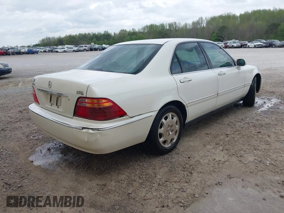 2000 Acura RL with VIN JH4KA9653YC007191, listed as a IAAI auction lot 41952433 with 1 mi miles. Bid and sale history available at carsss.com. Image 4.