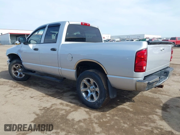 2008 Dodge 1500 SLT with VIN 1D7HU18268S613748, listed as a IAAI auction lot 41742005 with 206,103 mi miles. Bid and sale history available at carsss.com. Image 3.