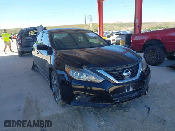 2018 Nissan Altima SV with VIN 1N4AL3APXJC297759, listed as a IAAI auction lot 41758613 with 77,527 mi miles and . Bid and sale history available at carsss.com. Image 1.