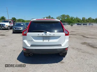 2013 Volvo XC60 3.2L с VIN YV4952DL3D2378376, выставлен на аукционе IAAI как лот 42037112 с пробегом 83 339 миль миль и . История ставок и продаж доступна на DreamBid. Изображение 16.