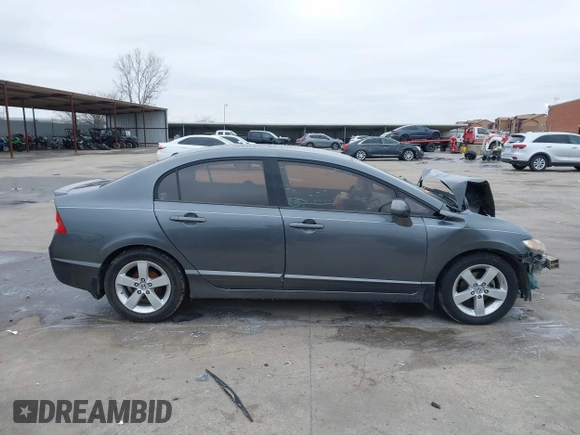 2009 Honda Civic LX-S z VIN 19XFA16609E021833, wystawiony jako IAAI lot #41613501 z przebiegiem 175 714 mil mil oraz . Historia ofert i sprzedaży dostępna na DreamBid. Obrazek 14.