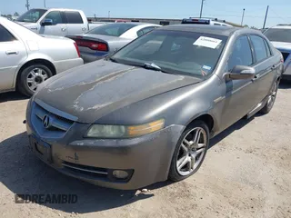 2008 Acura TL with VIN 19UUA66288A036973, listed as a IAAI auction lot 42000664 with 250,990 mi miles. Bid and sale history available at carsss.com. Image 2.