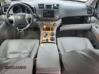 2009 Toyota Highlander Limited with VIN JTEEW44A692031958, listed as a Copart auction lot 45312135 with 319,035 mi miles and Salvage title. Bid and sale history available at DreamBid. Image 8.