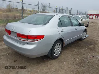 2004 Honda Accord LX z VIN 1HGCM66354A004309, wystawiony jako IAAI lot #42067392 z przebiegiem 181 345 mil mil oraz . Historia ofert i sprzedaży dostępna na DreamBid. Obrazek 4.