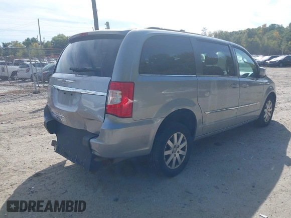 2016 Chrysler Town & Country Touring with VIN 2C4RC1BG1GR156868, listed as a IAAI auction lot 40506661 with 116,065 mi miles. Bid and sale history available at carsss.com. Image 4.