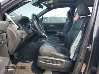 2019 Honda Passport EX-L with VIN 5FNYF8H51KB005843, listed as a Copart auction lot 59501565 with 47,051 mi miles and Salvage title. Bid and sale history available at DreamBid. Image 7.