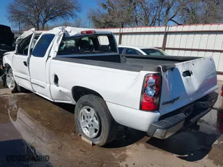 2006 Chevrolet Silverado 1500 LT1 with VIN 1GCEC19Z66Z222292, listed as a IAAI auction lot 41400043 with 160,588 mi miles. Bid and sale history available at carsss.com. Image 3.