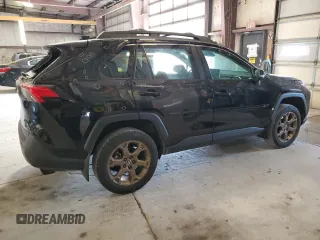 2023 Toyota RAV4 Hybrid XLE with VIN 2T3UWRFV1PW181008, listed as a Copart auction lot 56516305 with 39,586 mi miles and Salvage title. Bid and sale history available at DreamBid. Image 3.