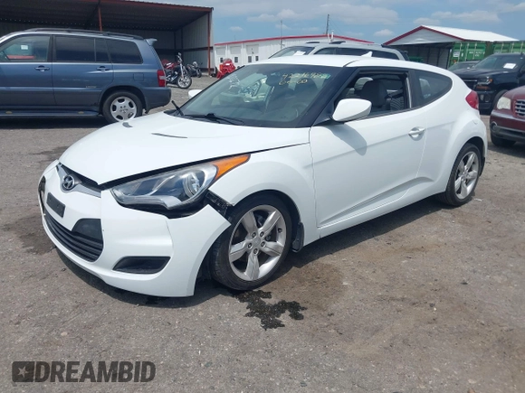 2012 Hyundai Veloster w/Gray Int с VIN KMHTC6AD6CU026944, выставлен на аукционе IAAI как лот 42216988 с пробегом 61 147 миль миль и . История ставок и продаж доступна на DreamBid. Изображение 17.