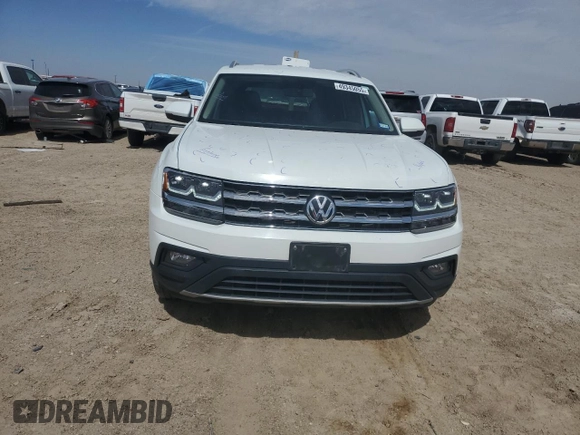 2018 Volkswagen Atlas SE with VIN 1V2CR2CAXJC562697, listed as a Copart auction lot 49345055 with 106,026 mi miles and Clean title. Bid and sale history available at DreamBid. Image 5.