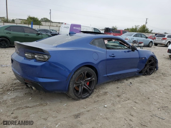 2023 Chevrolet Camaro 2SS with VIN 1G1FH1R78P0141281, listed as a Copart auction lot 71210594 with 0 mi miles and Salvage Title. Bid and sale history available at carsss.com. Image 3.