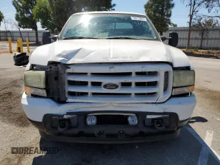 2003 Ford Super Duty F-250 XL with VIN 1FTNW20S43EA50117, listed as a Copart auction lot 70412844 with 224,403 mi miles and Salvage Title. Bid and sale history available at carsss.com. Image 5.