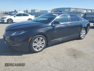 2014 Lincoln MKZ with VIN 3LN6L2G90ER824729, listed as a Copart auction lot 49450485 with 151,717 mi miles and Salvage Title. Bid and sale history available at carsss.com. Image 1.