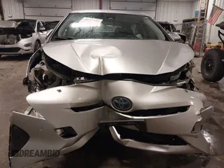2018 Toyota Prius Two with VIN JTDKBRFU3J3582337, listed as a IAAI auction lot 40457335 with 166,690 mi miles. Bid and sale history available at carsss.com. Image 18.