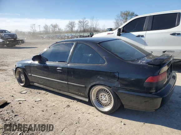 1996 Honda Civic DX with VIN 1HGEJ6125TL069969, listed as a Copart auction lot 82345834 with 204,343 mi miles and Clean Title. Bid and sale history available at carsss.com. Image 2.