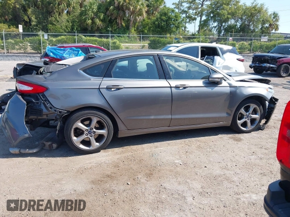 2013 Ford Fusion SE with VIN 3FA6P0H74DR338049, listed as a IAAI auction lot 42090944 with 139,645 mi miles. Bid and sale history available at carsss.com. Image 13.