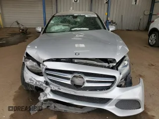 2016 Mercedes-Benz C 300 Luxury with VIN 55SWF4KB2GU101470, listed as a Copart auction lot 63793905 with 73,037 mi miles and Clean title. Bid and sale history available at DreamBid. Image 5.