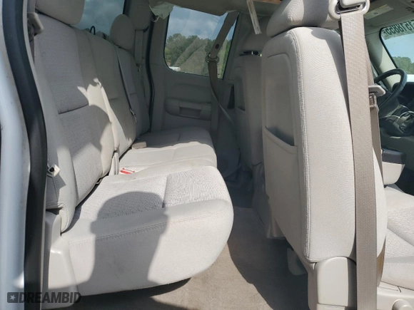 2013 Chevrolet Silverado 1500 LT with VIN 1GCRCSEA7DZ229384, listed as a Copart auction lot 51518855 with 92,582 mi miles and Salvage Title. Bid and sale history available at carsss.com. Image 10.