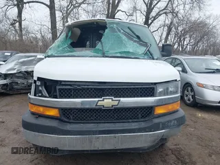 2018 Chevrolet Express Cargo Van with VIN 1GCWGAFG0J1904474, listed as a IAAI auction lot 41467432 with 54,996 mi miles. Bid and sale history available at carsss.com. Image 12.