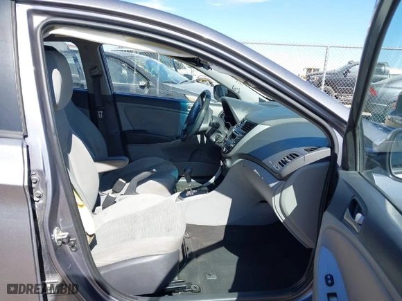 2016 Hyundai Accent SE with VIN KMHCT4AE1GU984828, listed as a IAAI auction lot 41647094 with 139,270 mi miles. Bid and sale history available at carsss.com. Image 5.