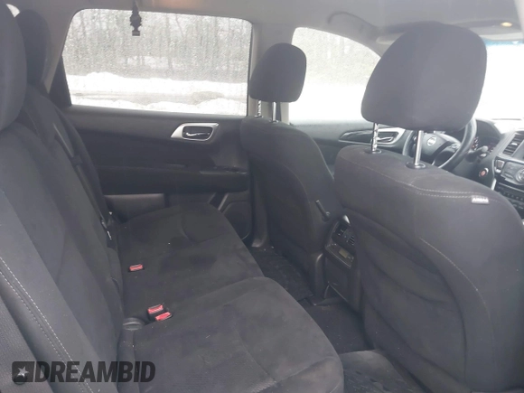 2013 Nissan Pathfinder SV with VIN 5N1AR2MM6DC670669, listed as a IAAI auction lot 41727260 with 186,112 mi miles. Bid and sale history available at carsss.com. Image 8.