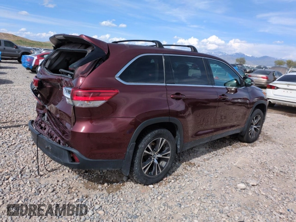 2019 Toyota Highlander LE with VIN 5TDBZRFH1KS957737, listed as a Copart auction lot 54058835 with 112,829 mi miles and Salvage title. Bid and sale history available at DreamBid. Image 3.