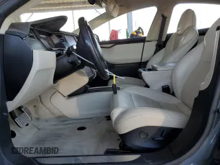 2018 Tesla Model S 75D with VIN 5YJSA1E48JF254615, listed as a Copart auction lot 49901715 with 109,694 mi miles and Salvage title. Bid and sale history available at DreamBid. Image 7.