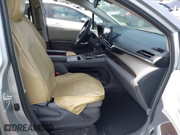 2021 Toyota Sienna LE with VIN 5TDKRKEC5MS010782, listed as a IAAI auction lot 42272827 with 196,844 mi miles and . Bid and sale history available at DreamBid. Image 5.