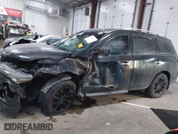 2017 Nissan Pathfinder SV with VIN 5N1DR2MM3HC622517, listed as a IAAI auction lot 41547531 with 115,526 mi miles. Bid and sale history available at carsss.com. Image 14.