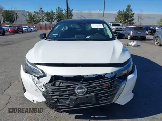 2024 Nissan Sentra SR with VIN 3N1AB8DV8RY262356, listed as a IAAI auction lot 41104932 with 5,880 mi miles and . Bid and sale history available at DreamBid. Image 12.