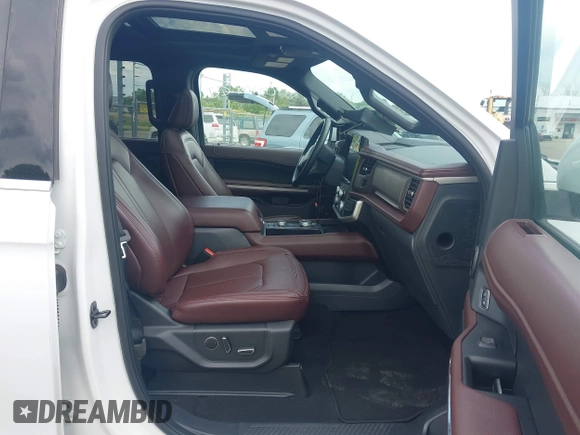 2024 Ford Expedition Max Limited with VIN 1FMJK2A86REA33644, listed as a IAAI auction lot 42580721 with 44,745 mi miles and . Bid and sale history available at DreamBid. Image 5.