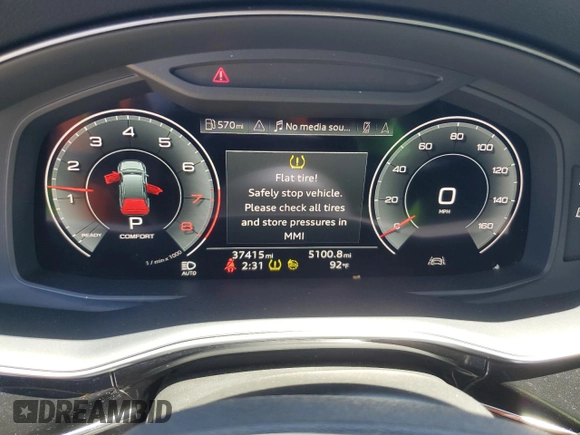 2023 Audi Q7 Premium с VIN WA1ACBF79PD012740, выставлен на аукционе Copart как лот 57715225 с пробегом 37 415 миль миль и Списание • Salvage title. История ставок и продаж доступна на DreamBid. Изображение 9.
