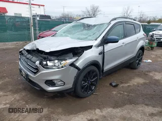 2019 Ford Escape SE with VIN 1FMCU9GD7KUB29309, listed as a IAAI auction lot 41876535 with 90,688 mi miles. Bid and sale history available at carsss.com. Image 2.
